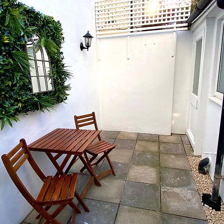Kemptown Courtyard Apartment Brighton Bagian luar foto